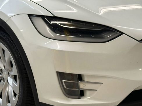 Used 2018 Tesla Model X 100D image 4