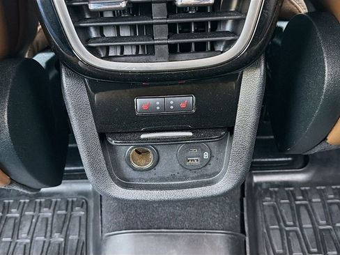 Used 2022 Lincoln Nautilus Reserve w/ Luxury Package image 39