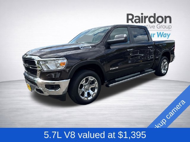 Used 2019 RAM 1500 4x4 Crew Cab image 3