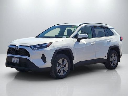 Used 2024 Toyota RAV4 LE image 8