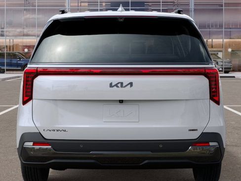 New 2026 Kia Carnival SX Prestige FWD image 13