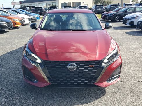 New 2025 Nissan Altima 2.5 SR image 2