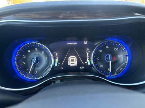 Used 2022 Chrysler Pacifica Limited image 15