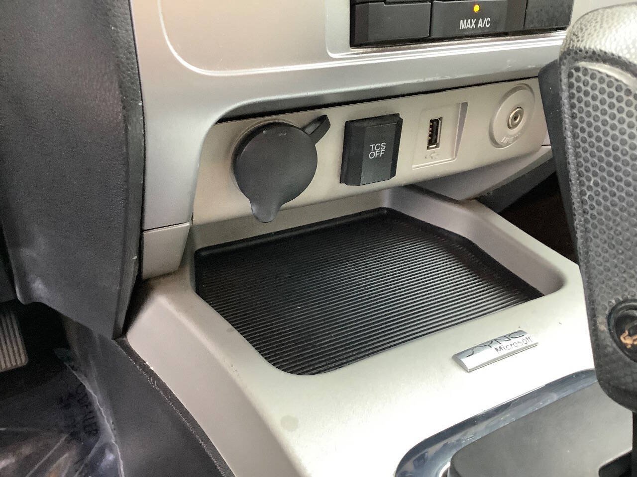 Used 2012 Ford Escape XLT FWD image 35