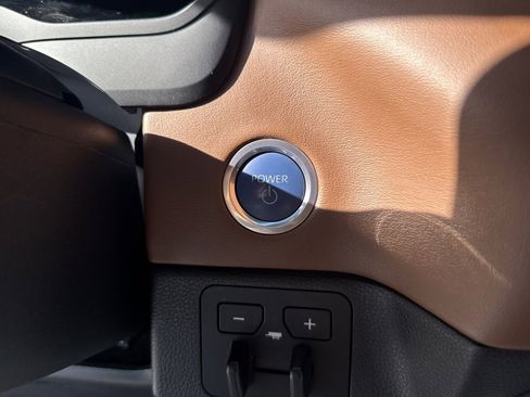 Used 2022 Toyota Tundra 1794 Edition image 19