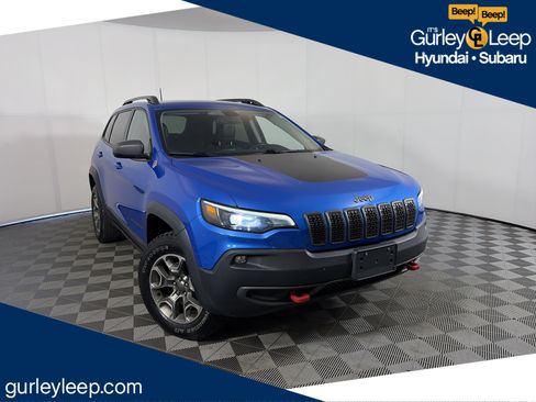 Used 2020 Jeep Cherokee Trailhawk AWD/4WD image 1