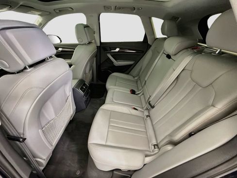 Used 2018 Audi Q5 2.0T Premium Plus w/ Premium Plus Package AWD/4WD image 19