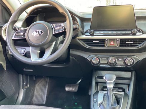 Used 2020 Kia Forte LXS image 17