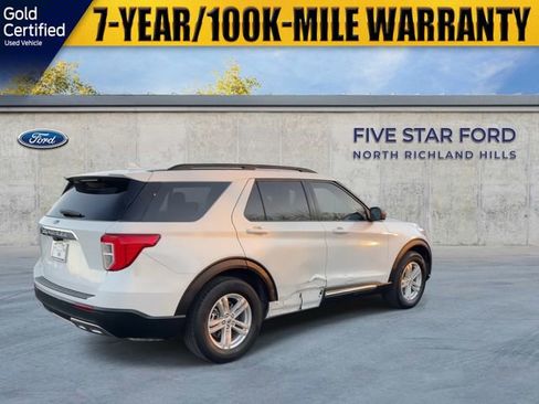 Certified 2022 Ford Explorer XLT w/ Equipment Group 202A image 10