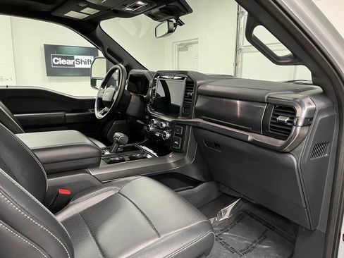 Used 2025 Ford F150 Lariat AWD/4WD image 58