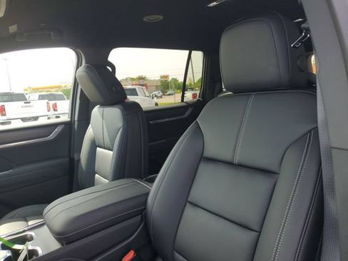 New 2026 GMC Acadia Elevation w/ Black Edition AWD/4WD image 5