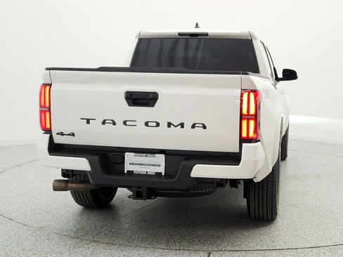 Used 2025 Toyota Tacoma TRD Sport AWD/4WD image 6