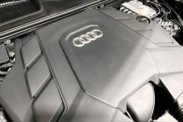 Certified 2023 Audi Q7 3.0T Premium AWD/4WD image 25