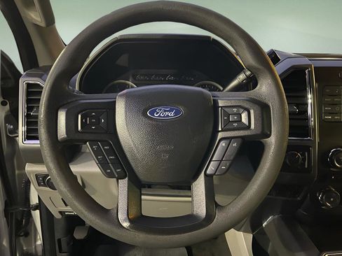 Used 2018 Ford F250 XLT w/ XLT Value Package image 27