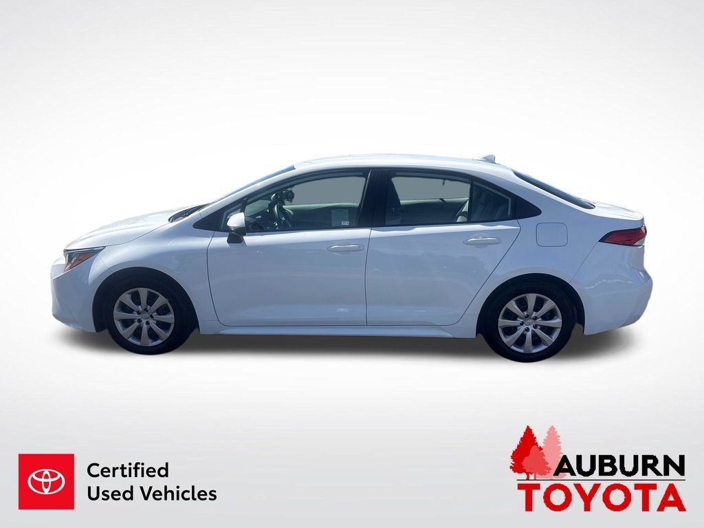 Certified 2026 Toyota Corolla LE FWD image 5