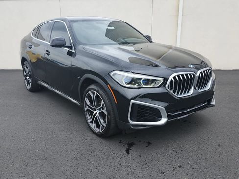 Used 2022 BMW X6 xDrive40i w/ Executive Package AWD/4WD image 2