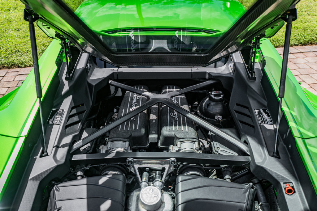 Used 2024 Lamborghini Huracan Tecnica RWD image 36