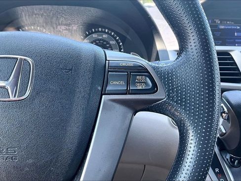 Used 2016 Honda Odyssey SE image 18