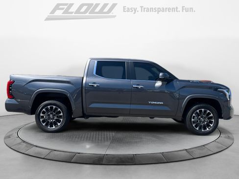 Used 2025 Toyota Tundra Limited AWD/4WD image 10