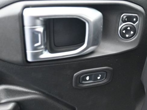 Used 2020 Jeep Gladiator Sport w/ Quick Order Package 24S image 13