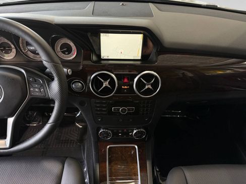 Used 2015 Mercedes-Benz GLK 350 4MATIC image 15