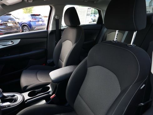 Used 2023 Kia Forte LXS image 15