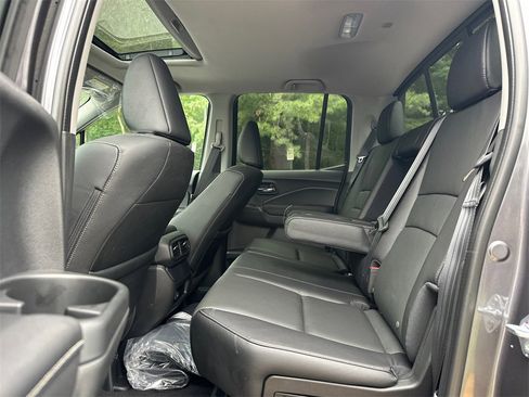 New 2025 Honda Ridgeline RTL image 15