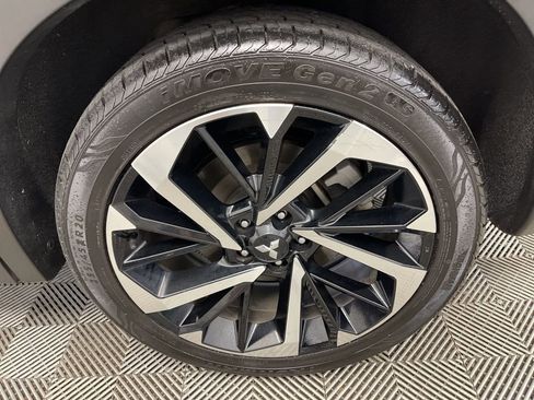 Used 2024 Mitsubishi Outlander SE Black Edition image 36