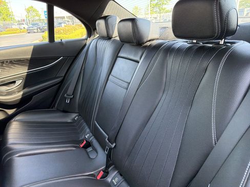Used 2023 Mercedes-Benz E 350 4MATIC Sedan image 33
