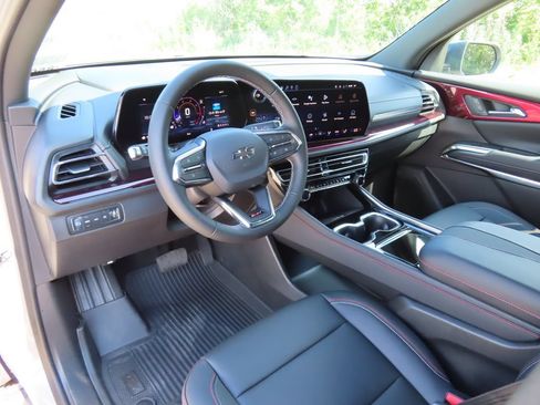 New 2026 Chevrolet Traverse Z71 w/ Driver Confidence Package AWD/4WD image 20
