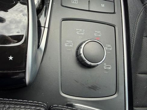 Used 2017 Mercedes-Benz GLE 43 AMG 4MATIC image 25