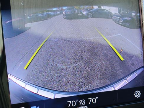 Used 2023 Volvo XC60 B5 Core w/ Protection Package Premier image 15