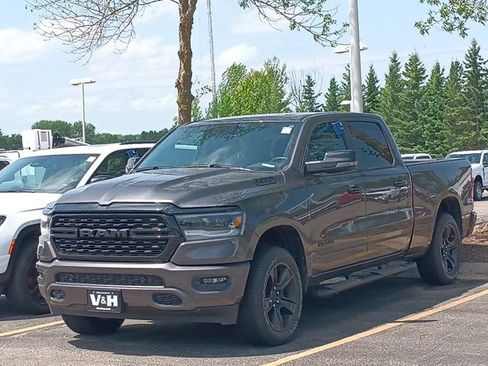 Used 2023 RAM 1500 Big Horn AWD/4WD image 3