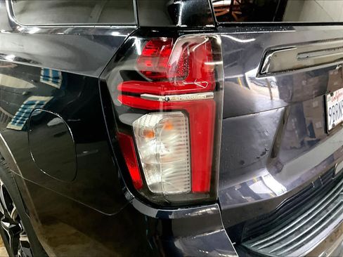 Used 2022 Chevrolet Tahoe RST w/ Luxury Package image 31