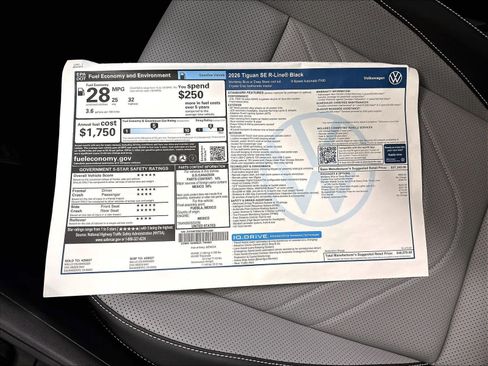 New 2026 Volkswagen Tiguan SE R-Line FWD image 14