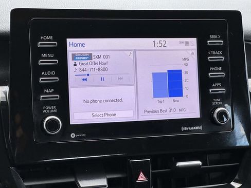 Used 2024 Toyota Camry SE image 18