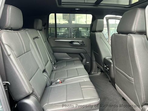 Used 2026 Chevrolet Suburban RST w/ Comfort Package AWD/4WD image 21