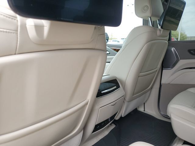 Used 2024 Cadillac Escalade Sport Platinum AWD/4WD image 30