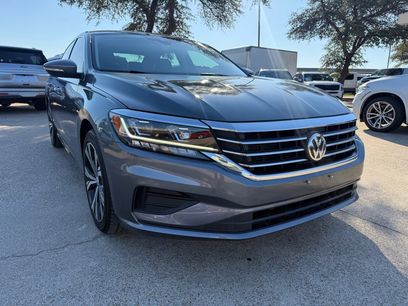 Used 2021 Volkswagen Passat 2.0T SE