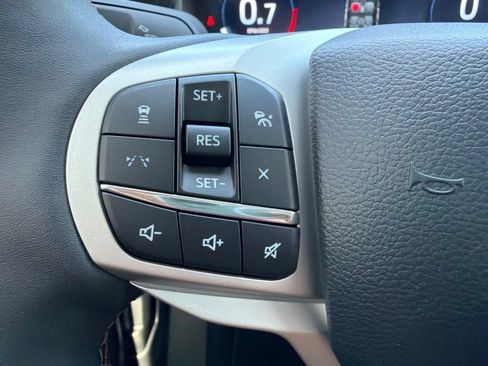 New 2026 Ford Explorer Active w/ Active Comfort Package RWD image 18