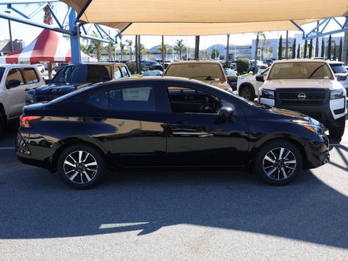 New 2025 Nissan Versa SV image 3