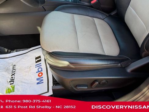 Used 2022 Ford Escape Titanium w/ Titanium Premium Package image 15