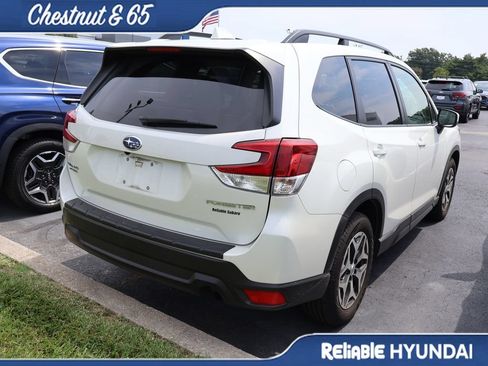 Used 2020 Subaru Forester Premium AWD/4WD image 22