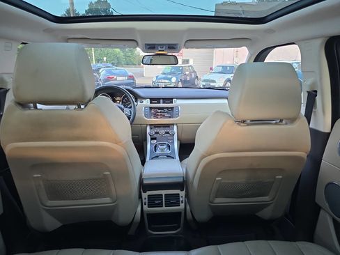 Used 2012 Land Rover Range Rover Evoque Pure Plus image 6