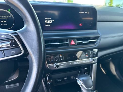 Certified 2024 Kia Seltos EX AWD/4WD image 10