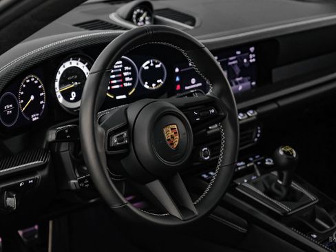 Used 2024 Porsche 911 GT3 image 43