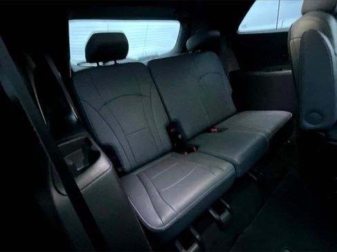 Used 2024 Buick Enclave Premium image 28