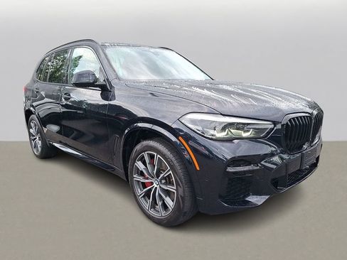 Used 2023 BMW X5 xDrive40i w/ M Sport Package AWD/4WD image 3