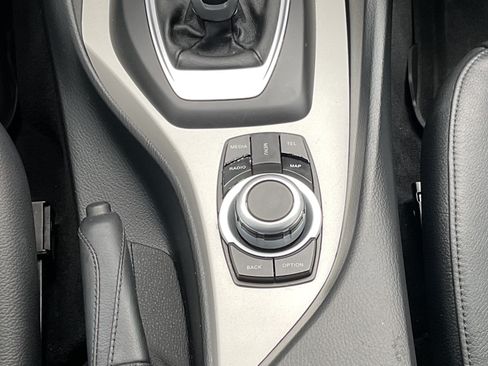 Used 2013 BMW X1 sDrive28i RWD image 18