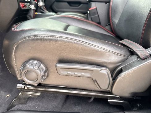 Used 2020 Jeep Wrangler Unlimited Rubicon image 18